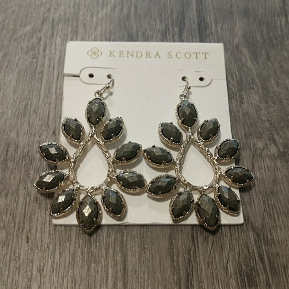 Kendra Scott Jewelry - ISO Kendra Scott Pyrite Nyla earrings